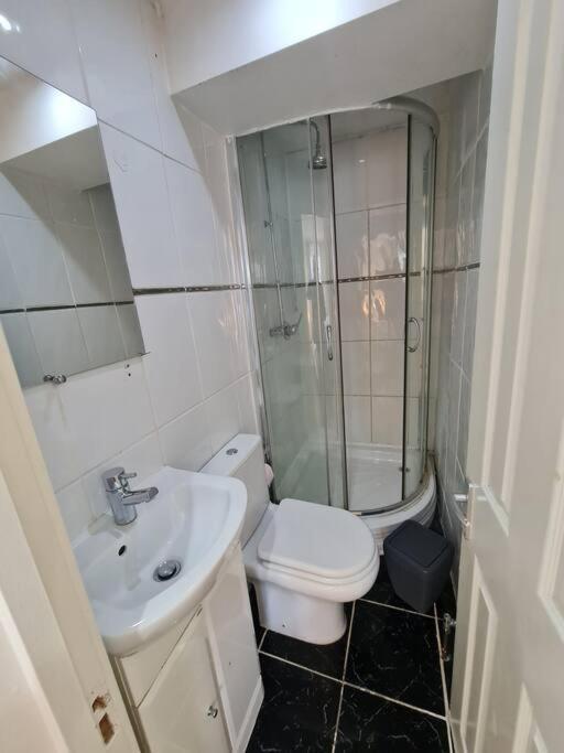Appartement Elegant 2 Bed, 2 Bath