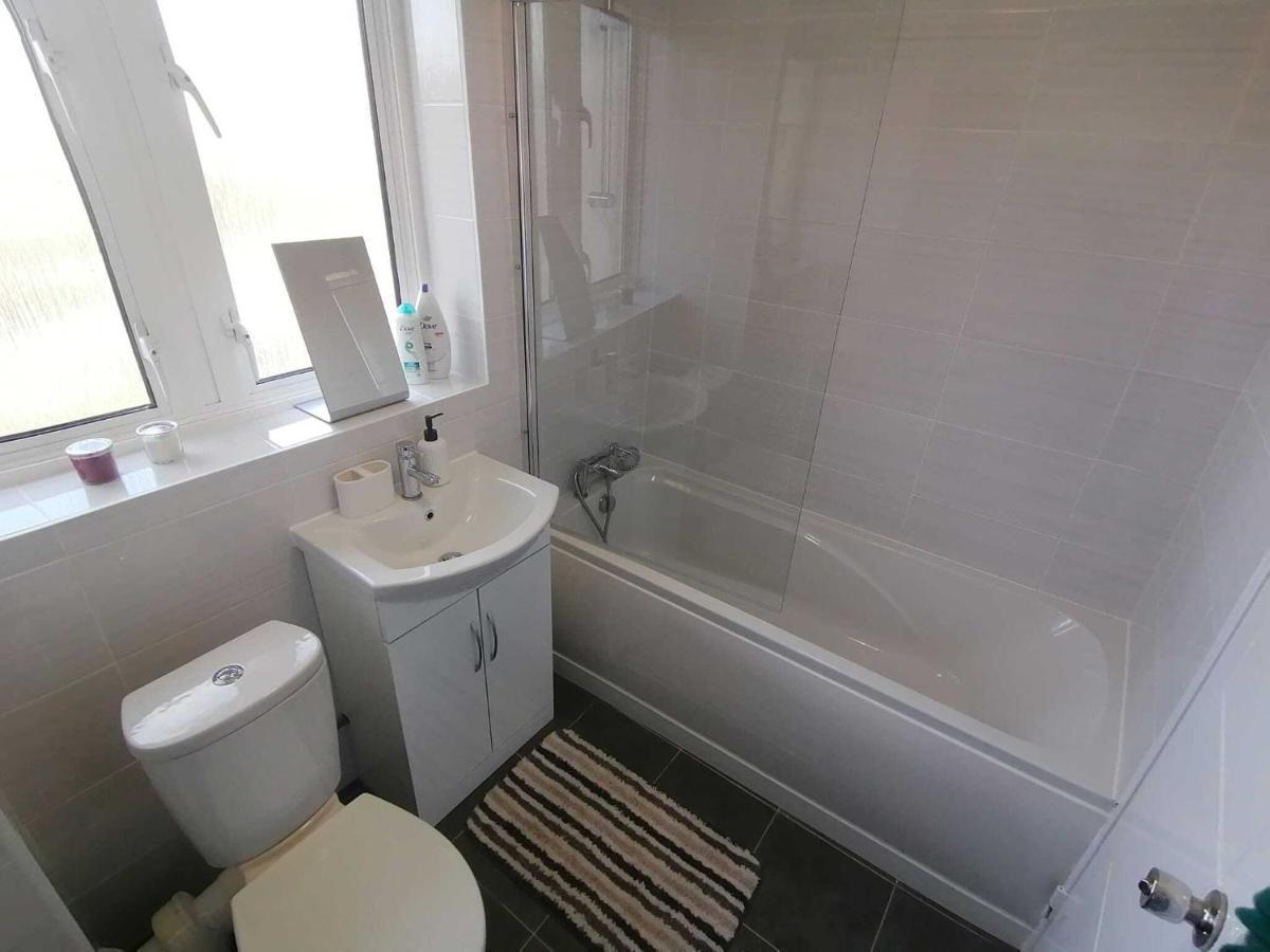 White Apartment, Your Apartment
