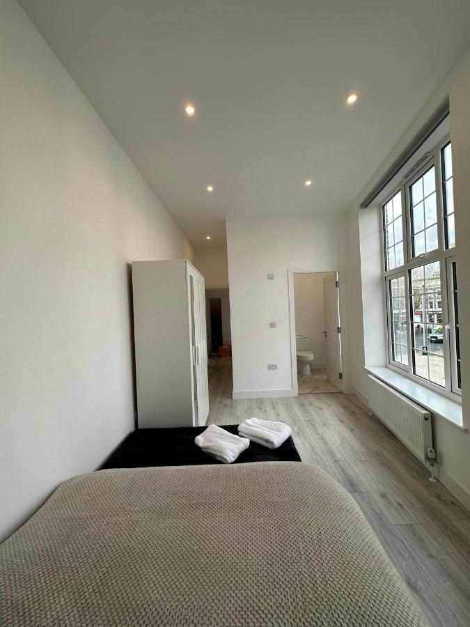 Apartment The Walworth Retreat- Cozy Flats In *