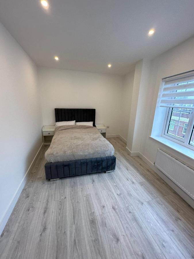 The Walworth Retreat- Cozy Flats In * London