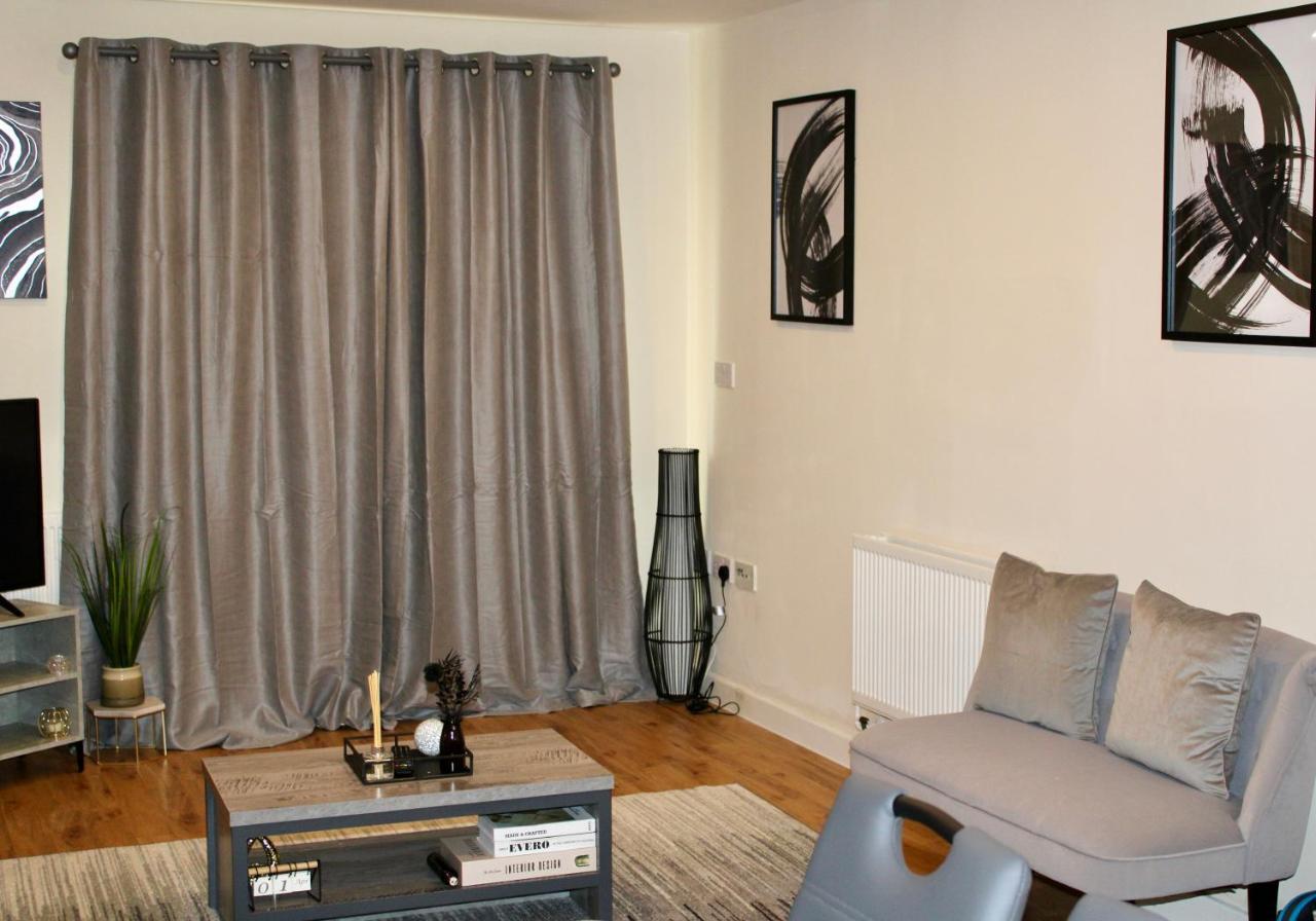 Glamorous Two Bed Flat Appartement *