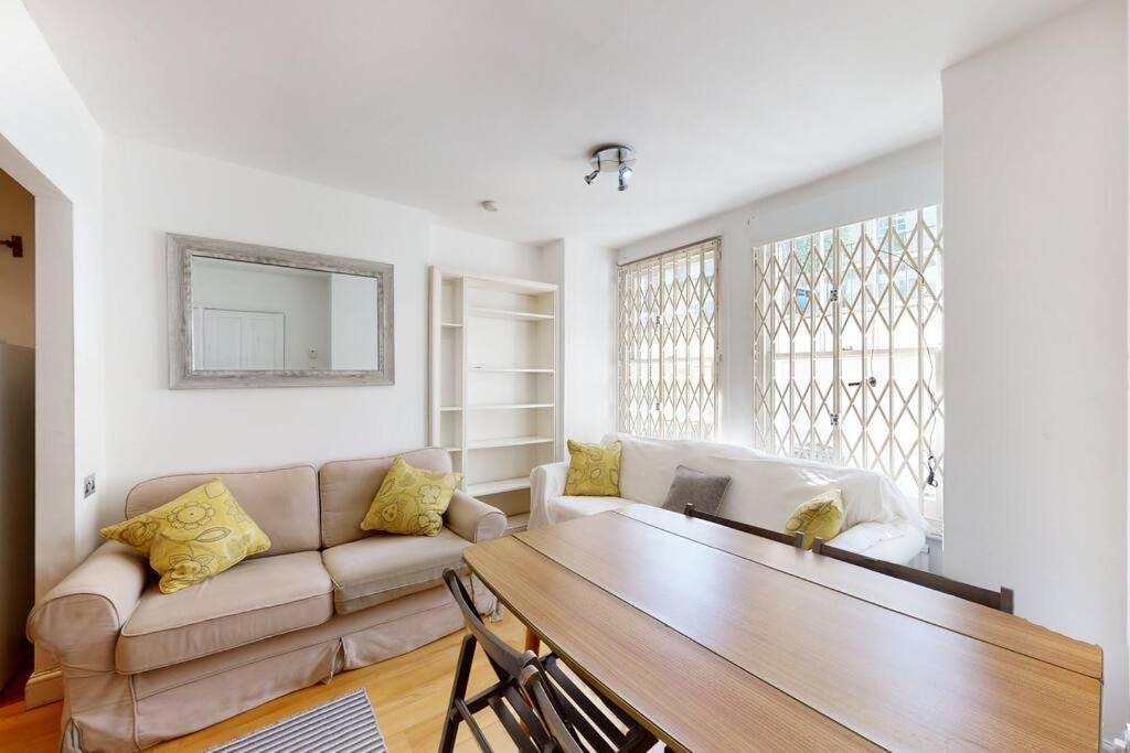 Cosy 2 Bedroom Garden Flat In West Kensington Londres