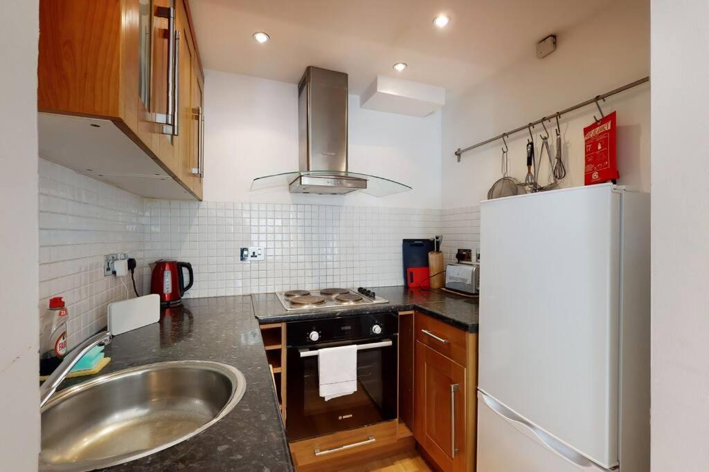 Appartement Cosy 2 Bedroom Garden Flat In West Kensington Londres