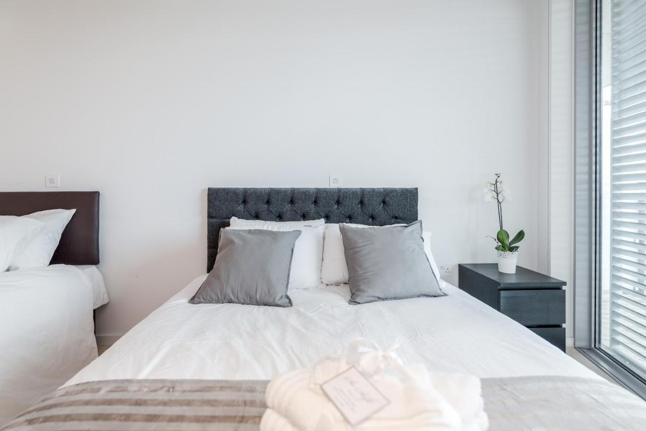 Excel Majestic Apartment *