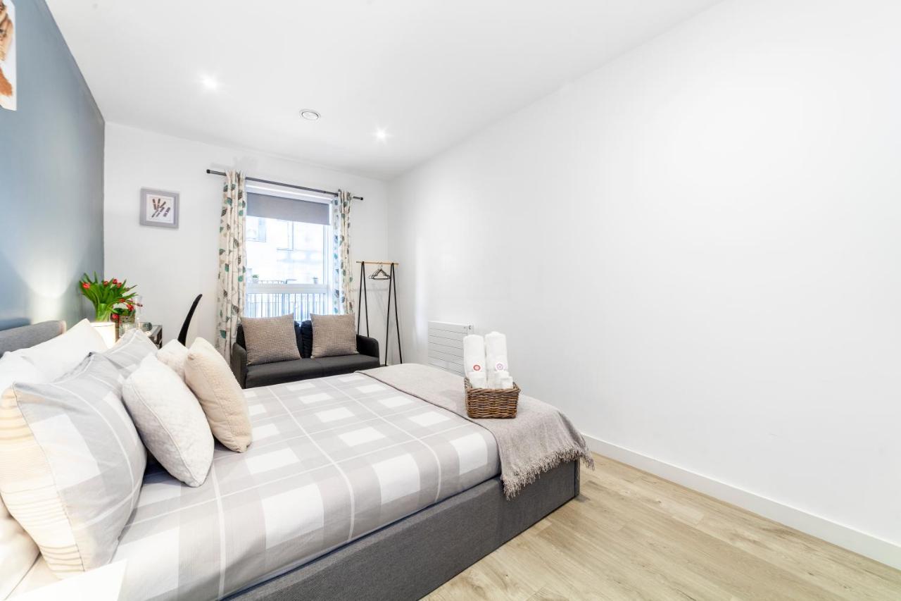 Private Double Bd With Optional Balcony, 15 Mins To Cc Accommodatie bij particulieren *