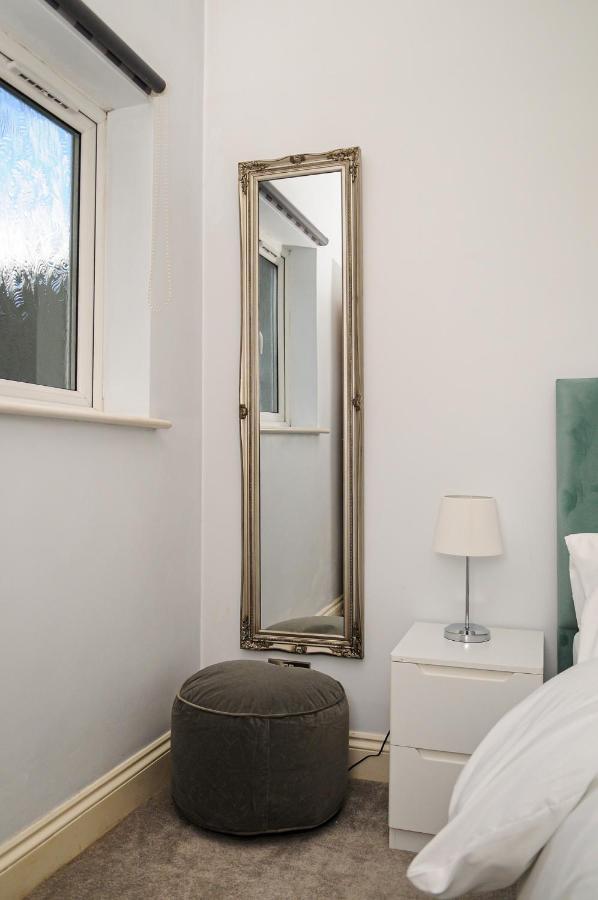 Luxury 5 Star - Parking, Garden, Nr Greater Metro Stations Apartamento