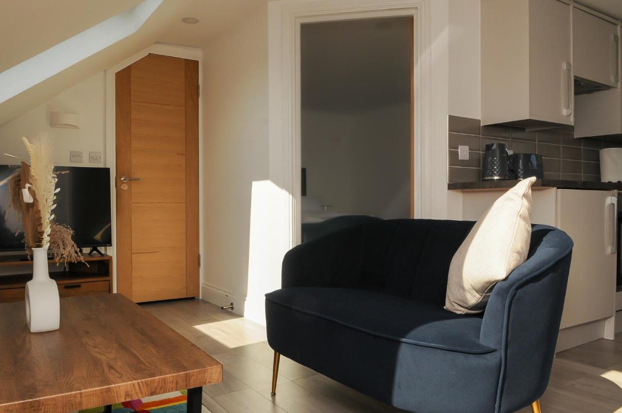 Luxury 5 Star - Parking, Garden, Nr Greater Metro Stations Apartamento