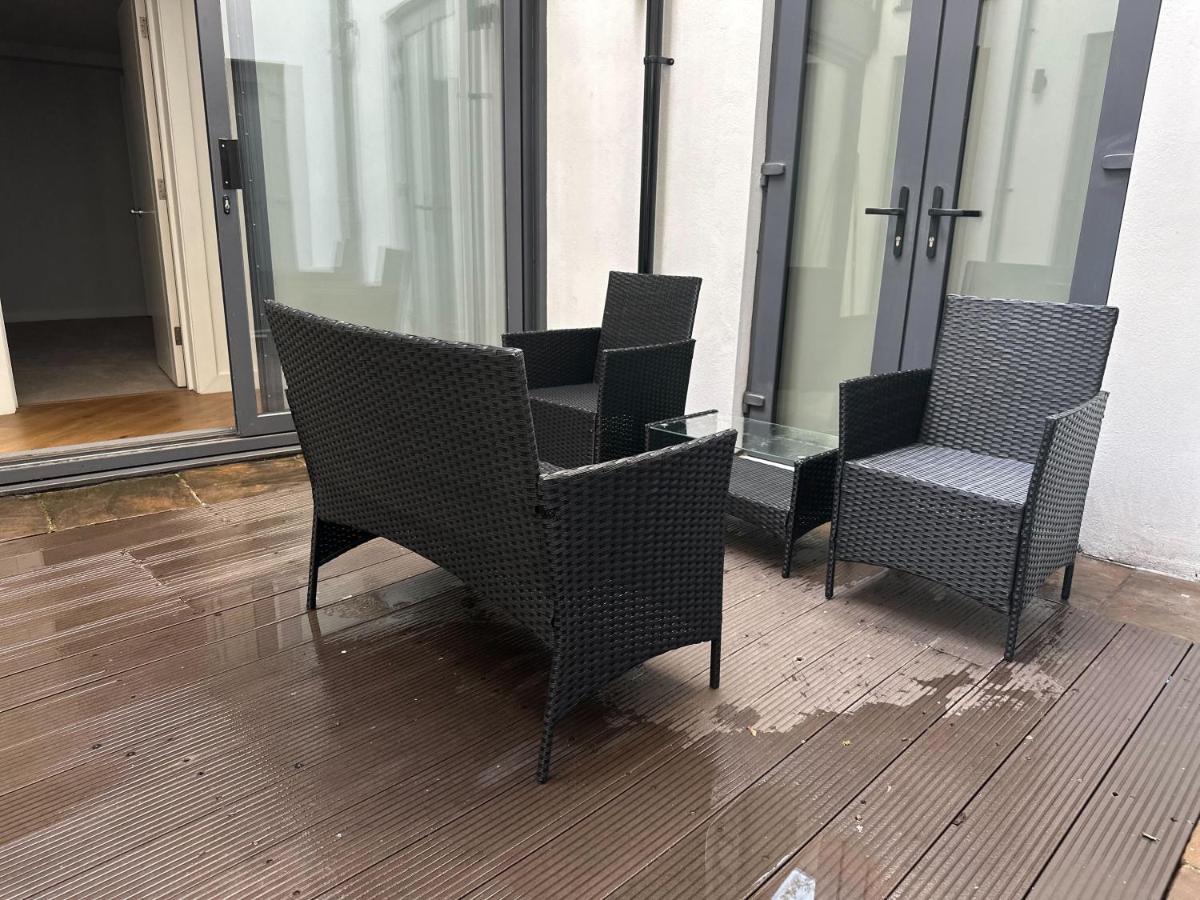 Vakantiehuis Joivy Stylish 3 Bed, 3 Bath House With Private Courtyard In Chelsea