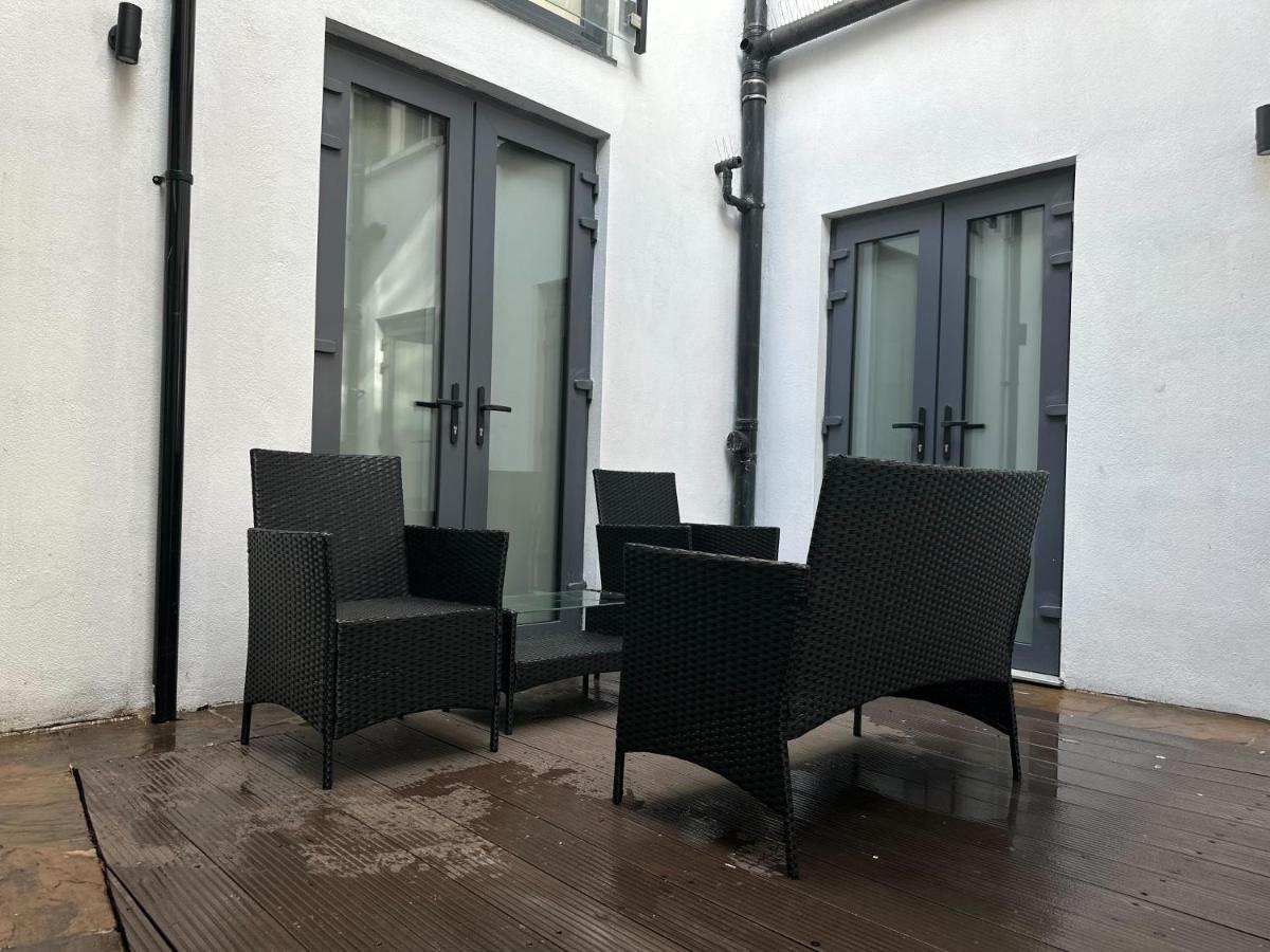 Vakantiehuis Joivy Stylish 3 Bed, 3 Bath House With Private Courtyard In Chelsea