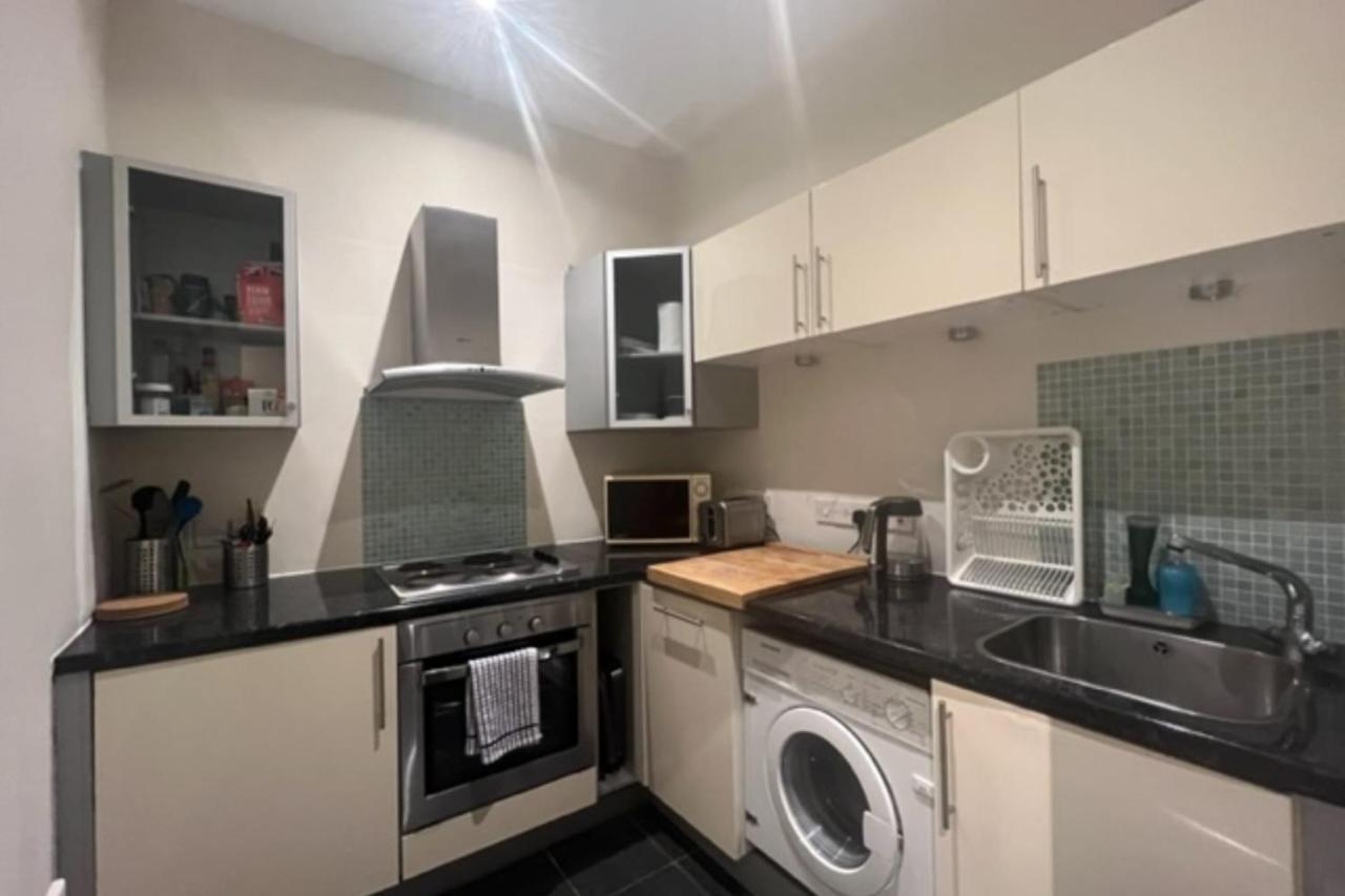 Peaceful 1 Bedroom Flat Near Highbury And Islington * Londres
