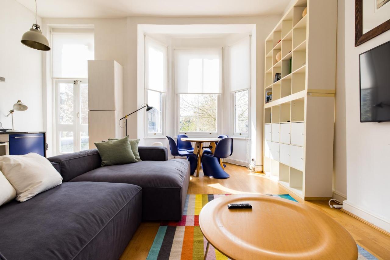 Stylish & Spacious Notting Hill Loft Londres