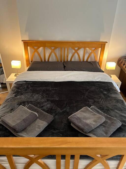1 Bedroom In Shepherds Bush,