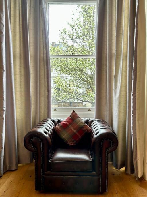 1 Bedroom In Shepherds Bush, * Londres