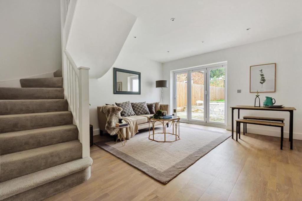 Vakantiehuis Amazing 3 Bed Interior Designed House With Garden - 114 The Hervey