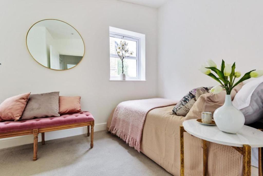 Vakantiehuis Amazing 3 Bed Interior Designed House With Garden - 114 The Hervey Londen
