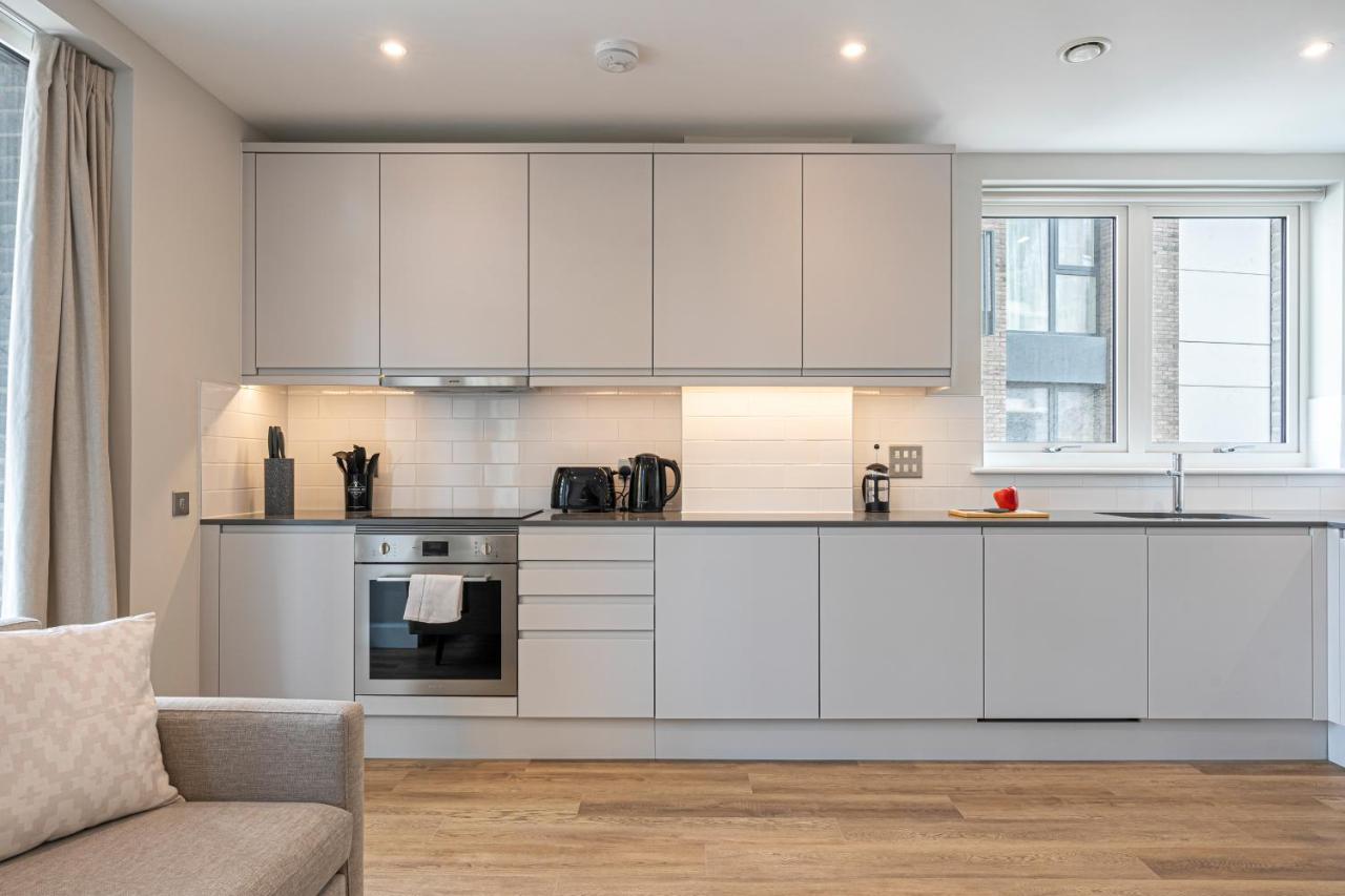 Altido New Near Battersea Power Station Apartment