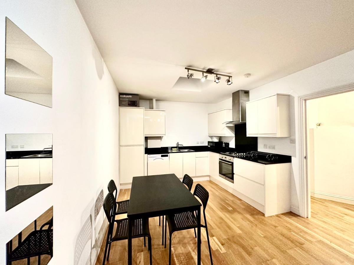 137 Camden Town Apartamento