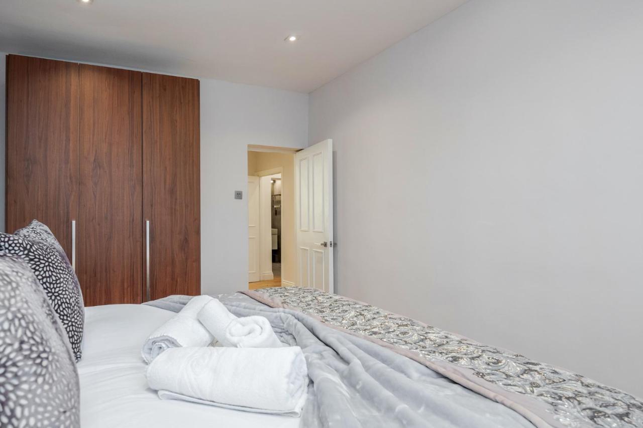 Modern Lovely 2 Bed Hyde Park With Ac Londres
