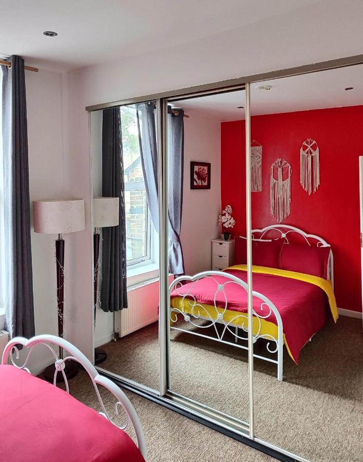 Frühstückspension Double Lgbt London