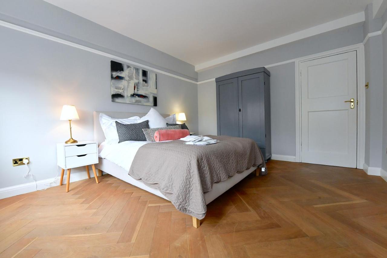 Stunning 2 Bed Art Deco In Earl's Ct By Jen's Homes 4 Apartment London