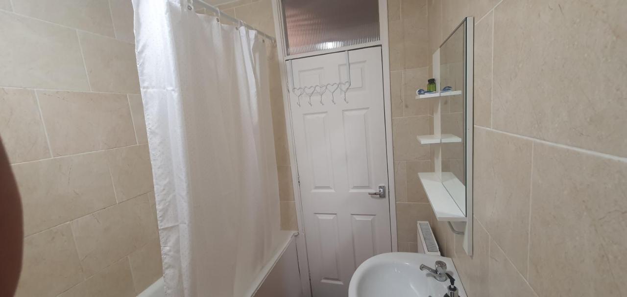 Kfot Cosy Studio Flat, Stockwell * Londen