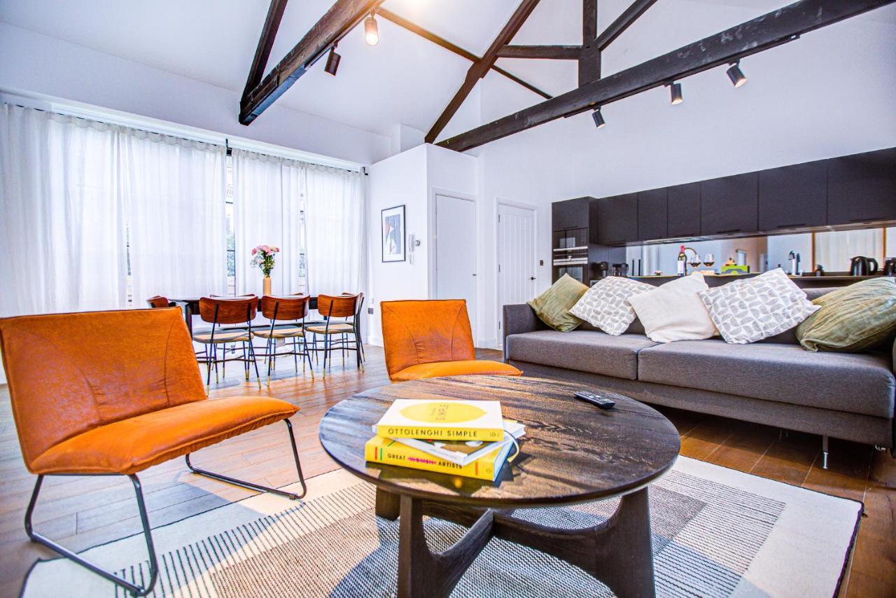 Stunning Penthouse Close To Queen's Park - Mega Fast Internet