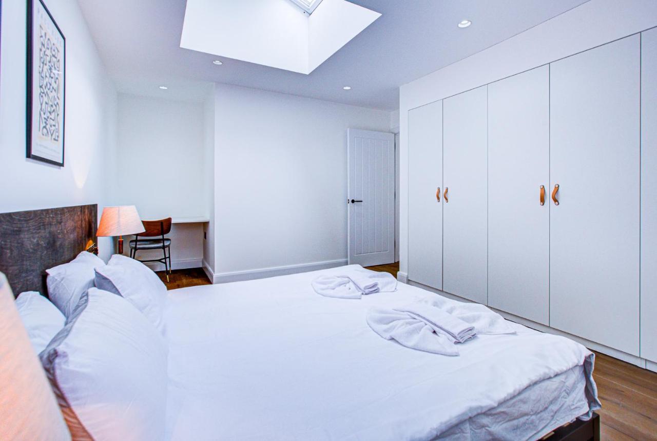 Beautiful 3-bedroom House Just Minutes From Queen's Park Tube Apartamento
