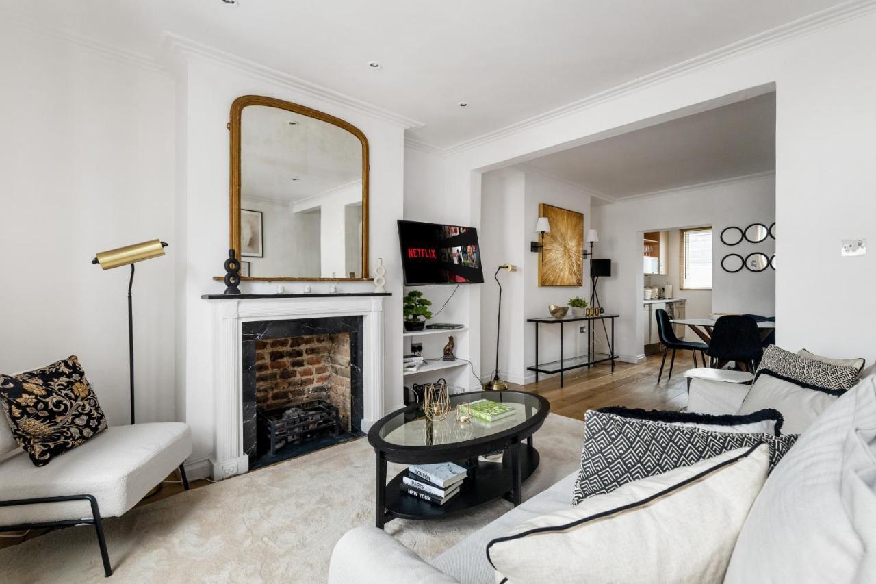 Knightsbridge Emerald By Dena Elite Collection Holiday home *