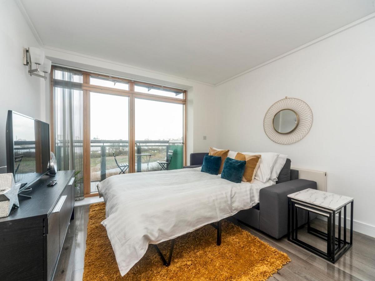 Pass The Keys Riverside Amazing Flat In Close To The O2 * Londres