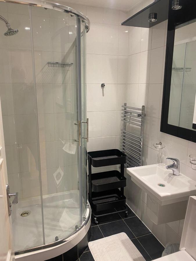 Apartment Cozy Two Bedroom Flat In The Heart Of *