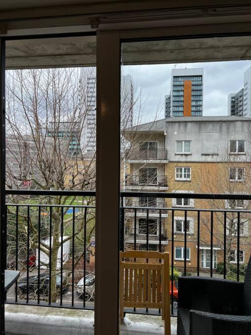 Appartement Stylish One Bedroom Flat Furnished Londen