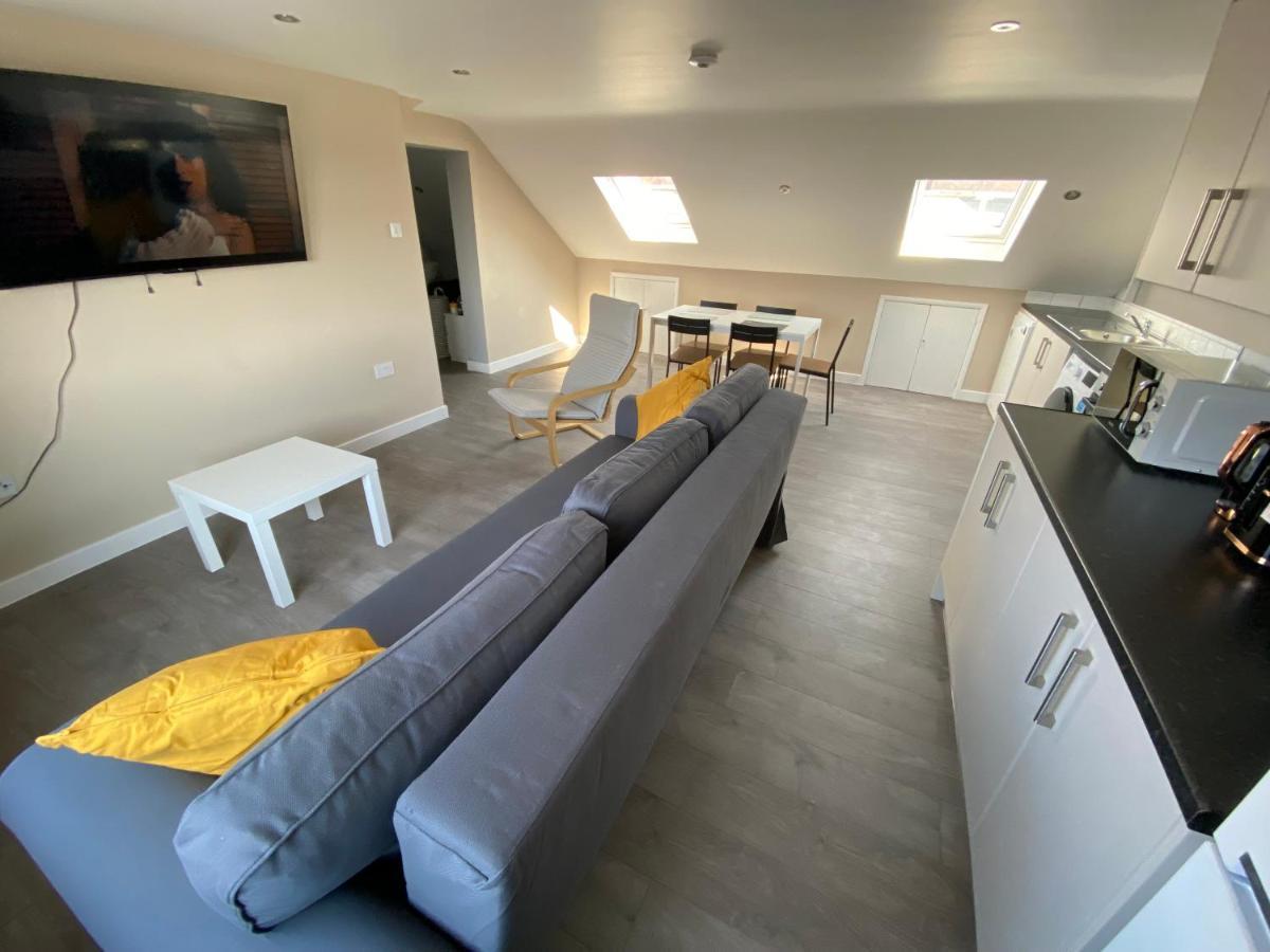 Stunning 1 Bedroom Flat In Wood Apartamento Londres