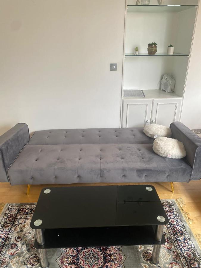 Apartment Cozy Two Bedroom Flat In The Heart Of *