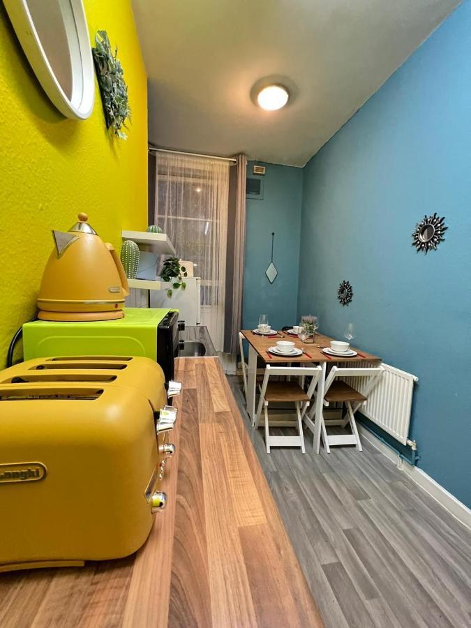 Central Flat Apartment London