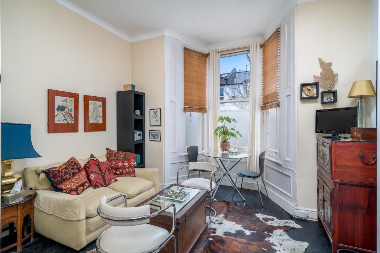Joivy Cozy 1 Bed Flat With Garden In North Kensington * Londres