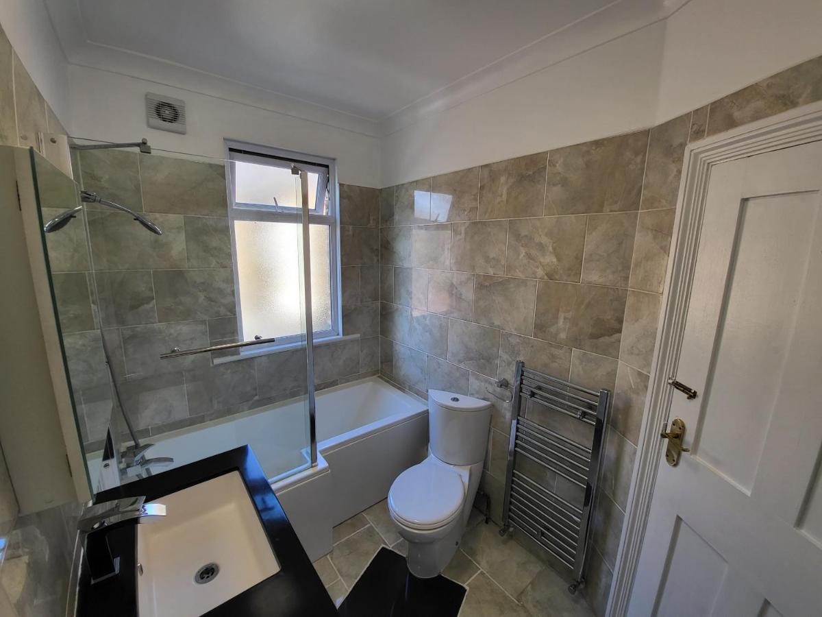 Spacious Central 5 Bedroom House By Tube Station Londres