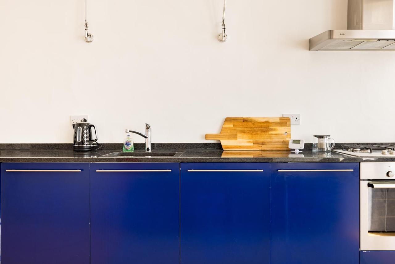 Stylish & Spacious Notting Hill Loft