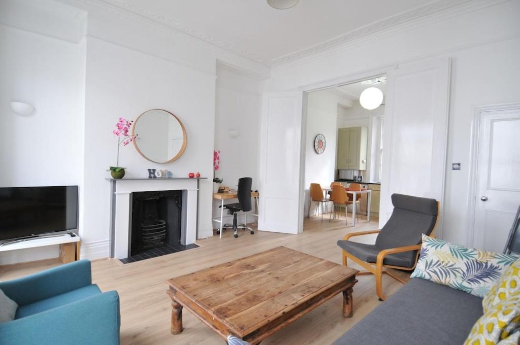 Beautiful Flat In Westminster *