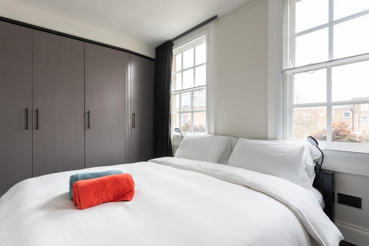 Stunning Townhouse With Large Roof Terrace * Londres