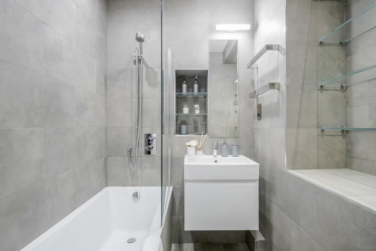 Modern Lovely 2 Bed Hyde Park With Ac Appartement