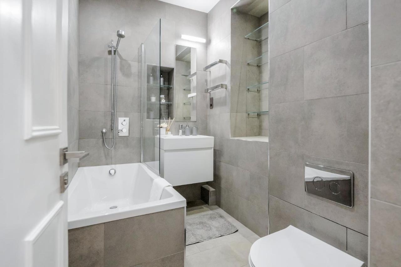 Modern Lovely 2 Bed Hyde Park With Ac Appartement *