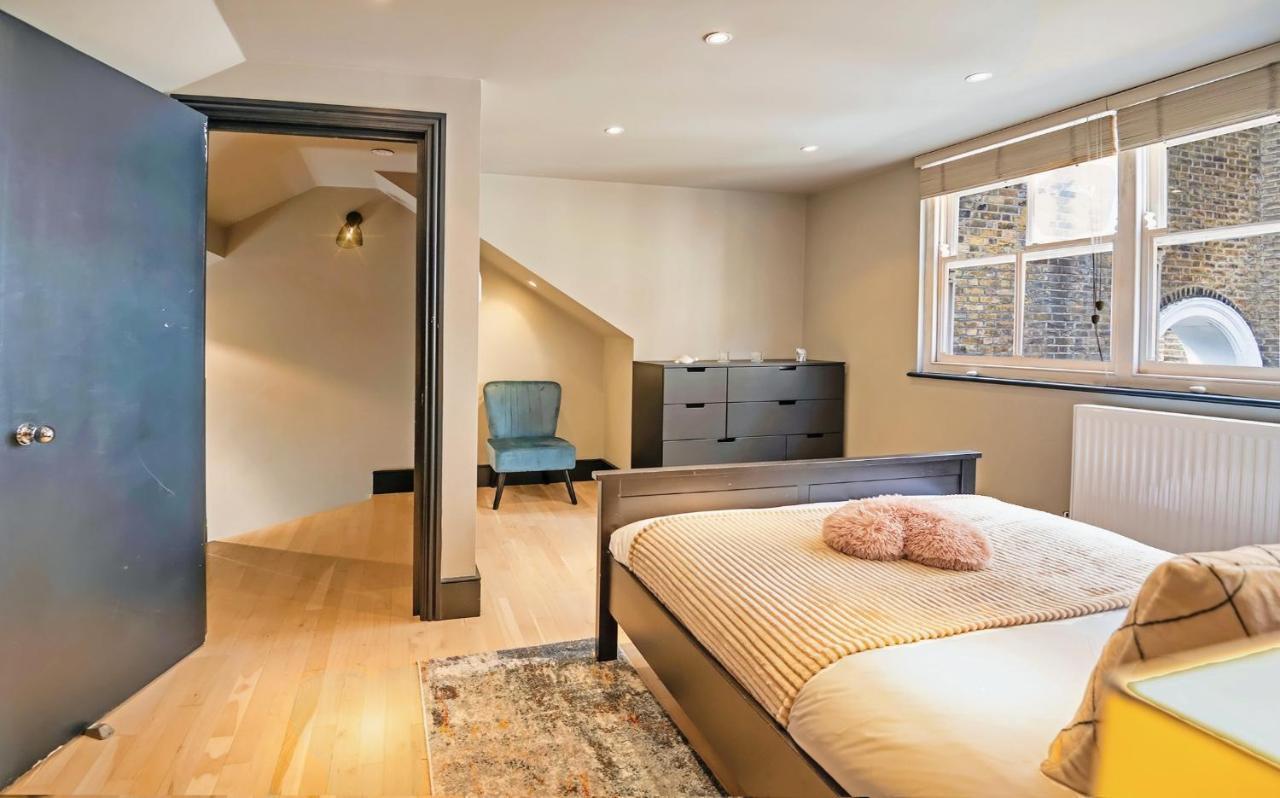 Townhouse With Rooftop By Hyde Park *