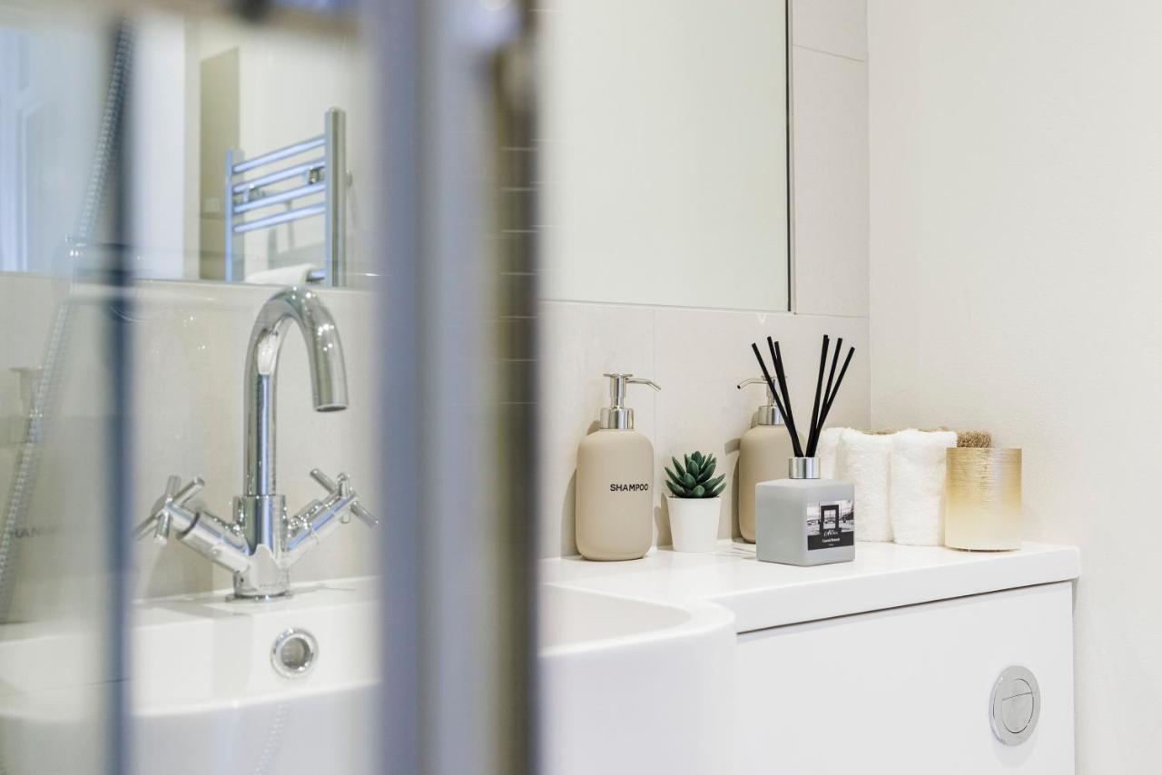 Stylish Opposite Westfields Apartamento