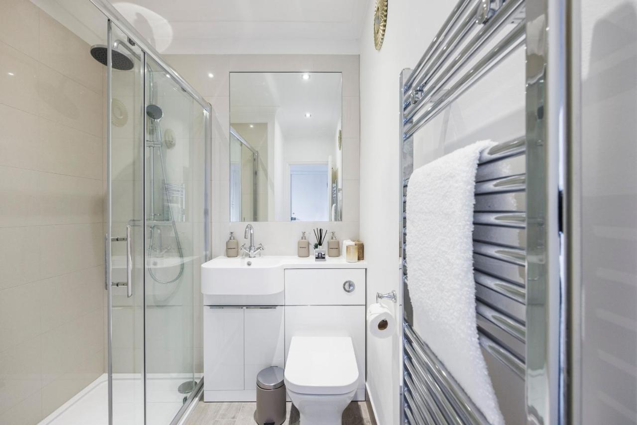 Stylish Opposite Westfields Apartamento