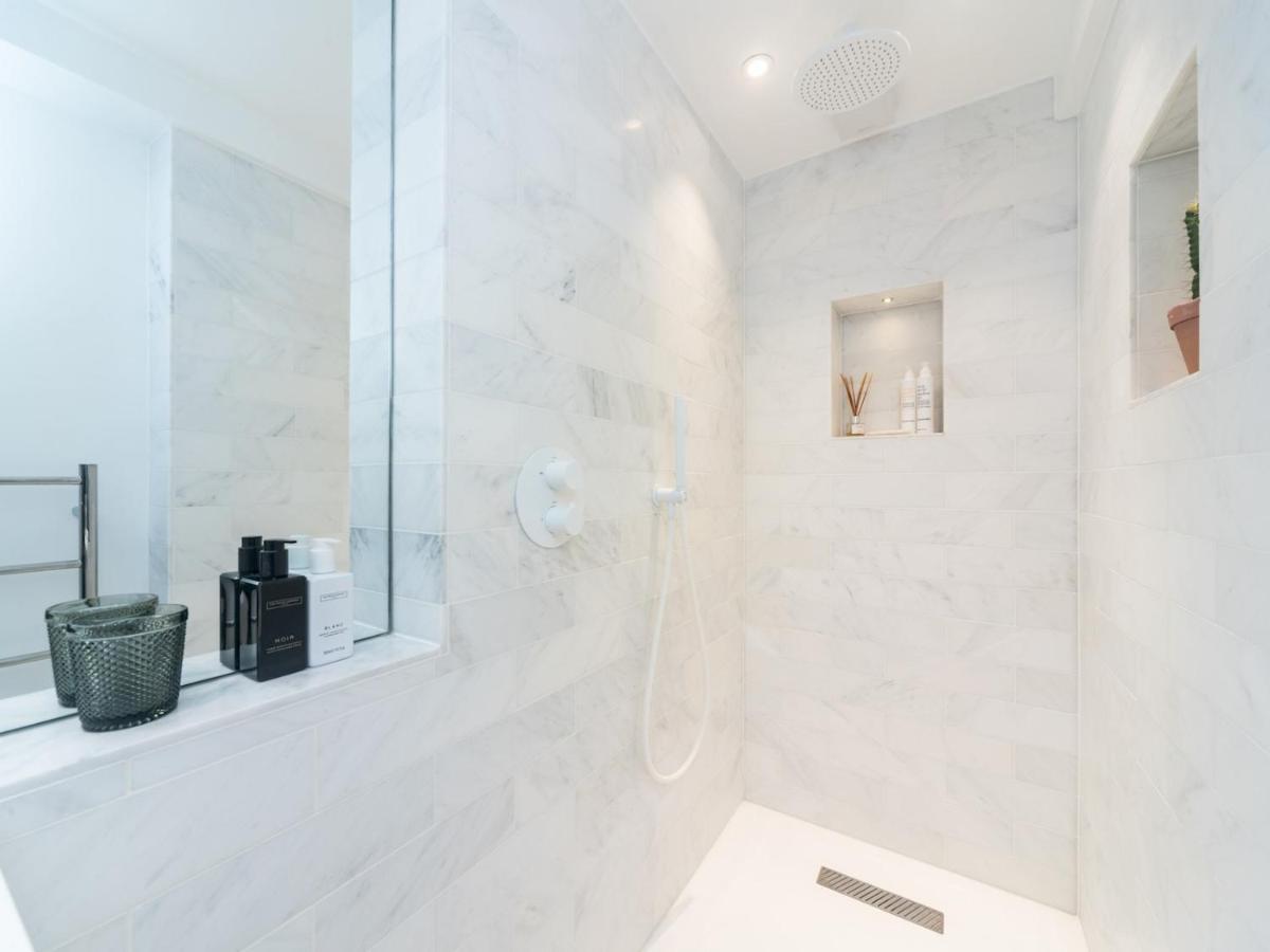 Chic & Cozy Flat In Sw London, Perfect Location! Londres
