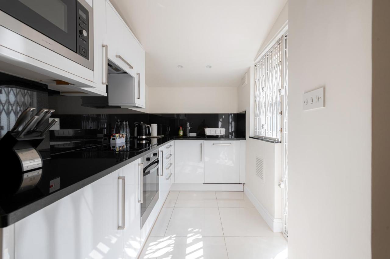 Apart-hotel Manson Place 4*