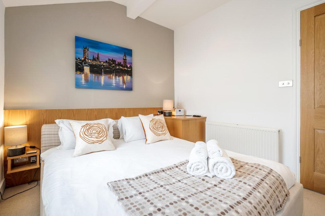 Luxurious Mews House Next To Hyde Park Apartamento Londres
