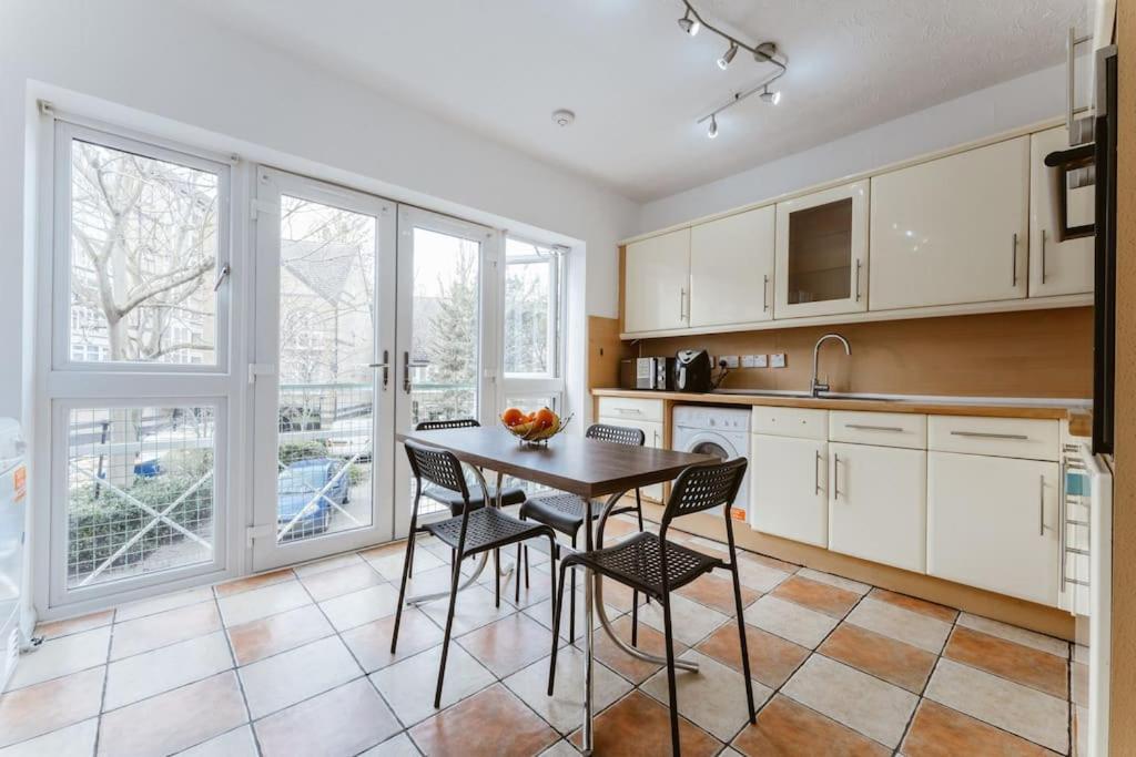 Comfortable Double For Your Getaway Apartamento