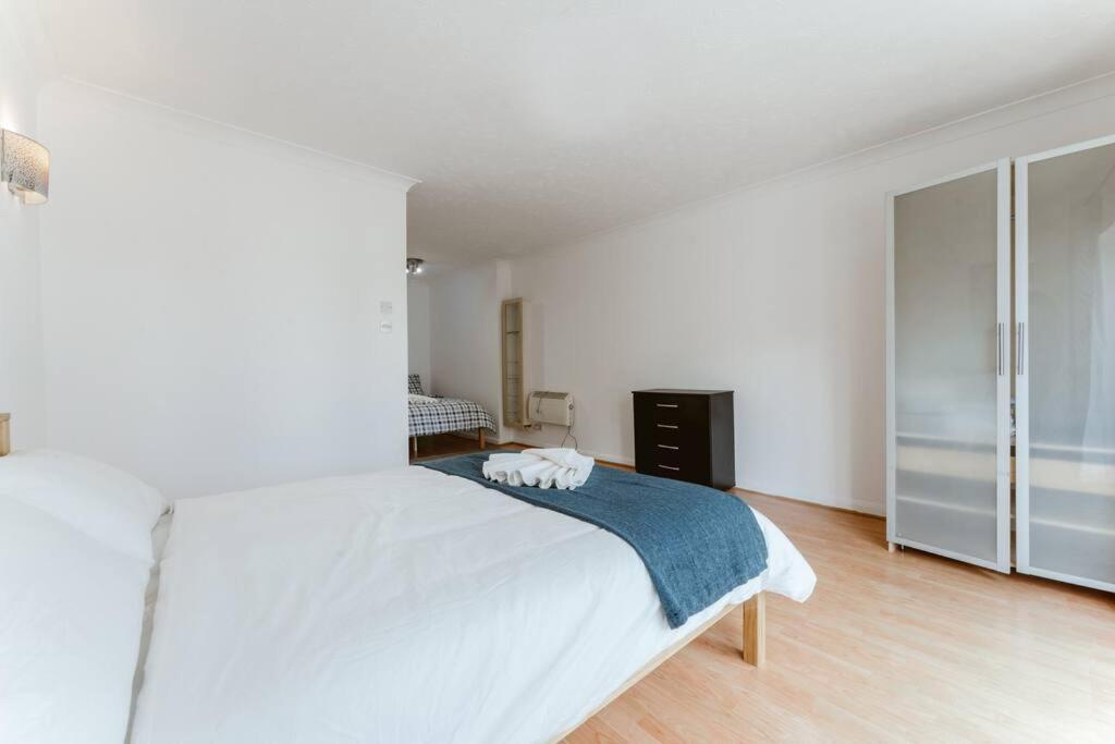 Up To 4 People, In A Share House Next To Bridge Apartamento Londres