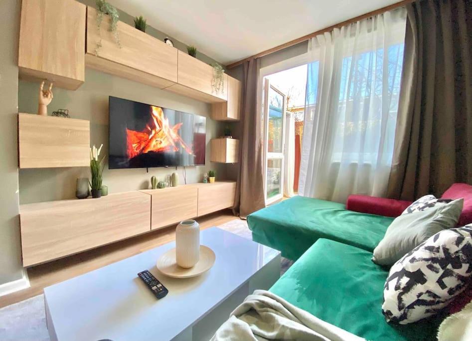 1bed W/ Hot Tub & Garden * Londres
